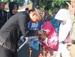 Hari Pendidikan Nasional Pemkab Bojonegoro Ratusan Anak Berprestasi Dapat  Apresiasi Bupati Bojonegoro 
