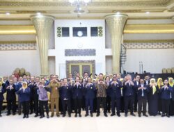 Gelar Pelantikan Pengurus IKA Unair Cabang Jember, Gus Fawait Ajak IKA Unair Jember Bersinergi Entaskan Kemiskinan dan Stunting