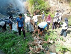 Wongsorejo Bukan Tempat Sampah! Camat Mahfud Turun Tangan Setiap Jumat Bersihkan Jalur Nasional: “Kita Pintu Gerbang Wisata, Jangan Malukan Banyuwangi & Bali!”