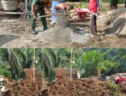 Babinsa Koptu Tomi Asperisnto Bersama Warga Sengkuang Kawal Pembangunan Jembatan Aramco Program Presiden RI