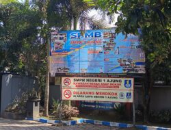 Viral !!! SMPN 1 Ajung tuai sorotan penjualan LKS,,, Wali murid Berharap di tanggung dana Bos.