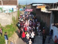 GEMA KEMERDEKAAN TAK BISA DIBENDUNG! 1.000 Pejuang Muda Wongsorejo Gelar Jalan Sehat Megah Lewat Jalur Desa, Buktikan Semangat ’45 Lebih Kuat dari Segala Larangan!
