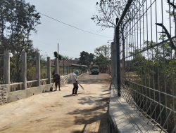 MUKJIZAT GOTONG ROYONG! Jembatan Penghubung Sidowangi-Bajulmati Capai 90% Progres, Dananya Murni Swadaya Warga Senilai Rp250 Juta, Desa Hanya Top-Up Aspal